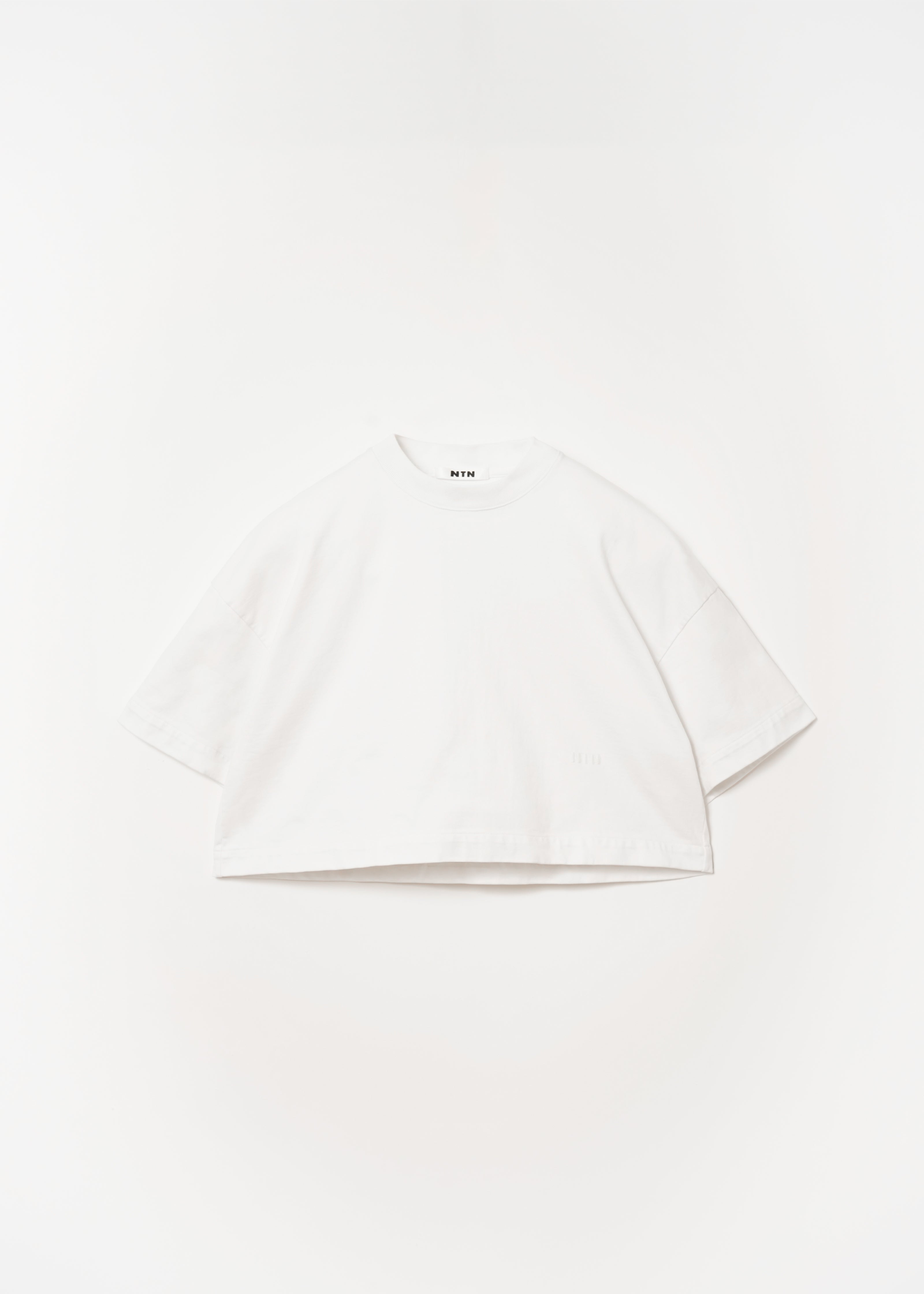 NTN(エヌティーエヌ) BETA LIGHT WEIGHT CROPPED T-SHIRT ベータライトウェイトクロップドTシャツ 24-NS011051 楽天市場】NTN(エヌティーエヌ) BETA LIGHT WEIGHT CROPPED T