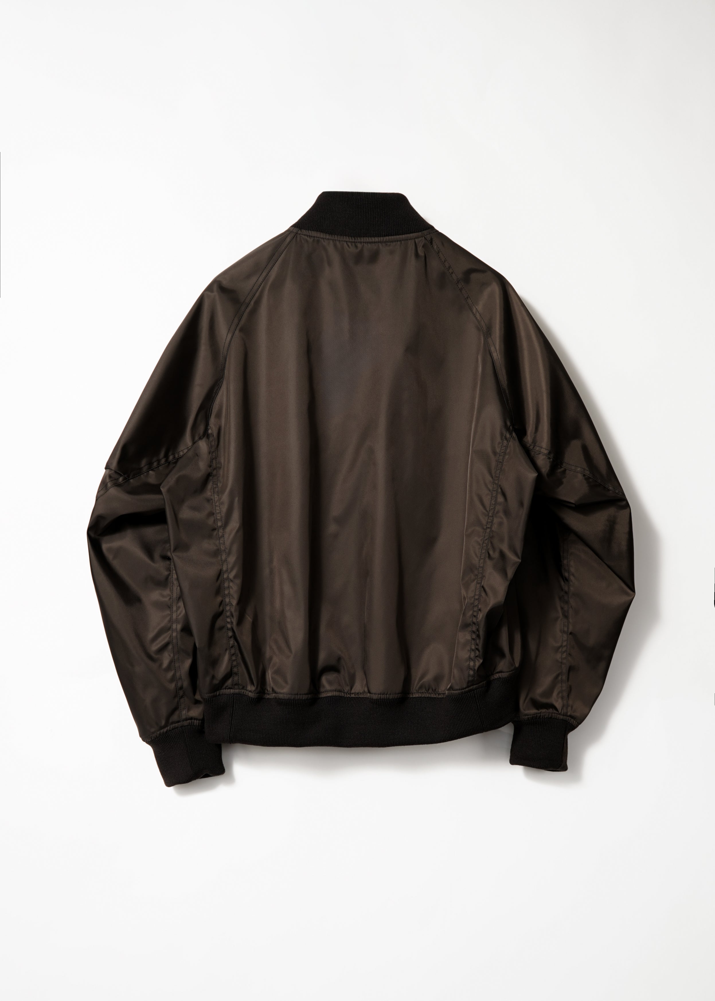 OUTERS – NTN